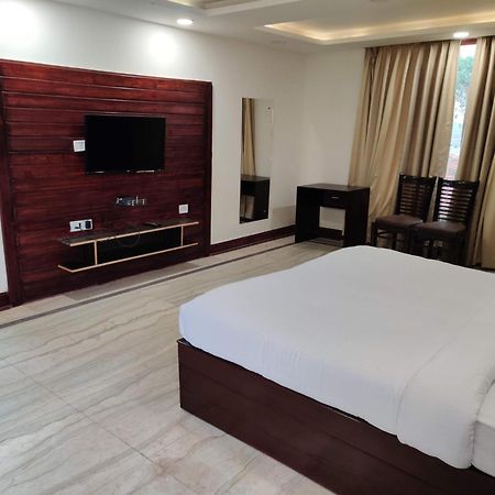 Orchha Club And Resort - Ocr Экстерьер фото