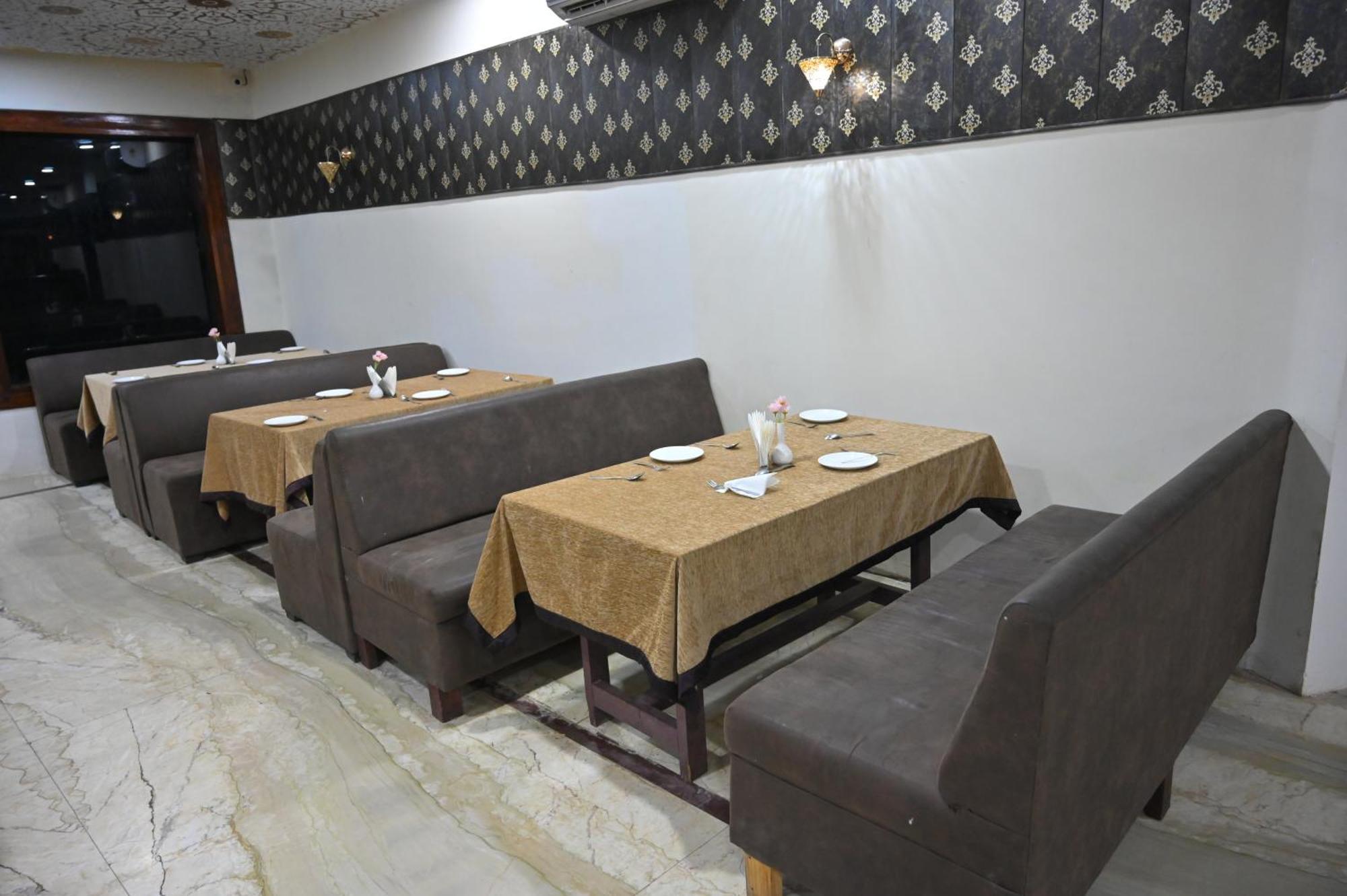 Orchha Club And Resort - Ocr Экстерьер фото